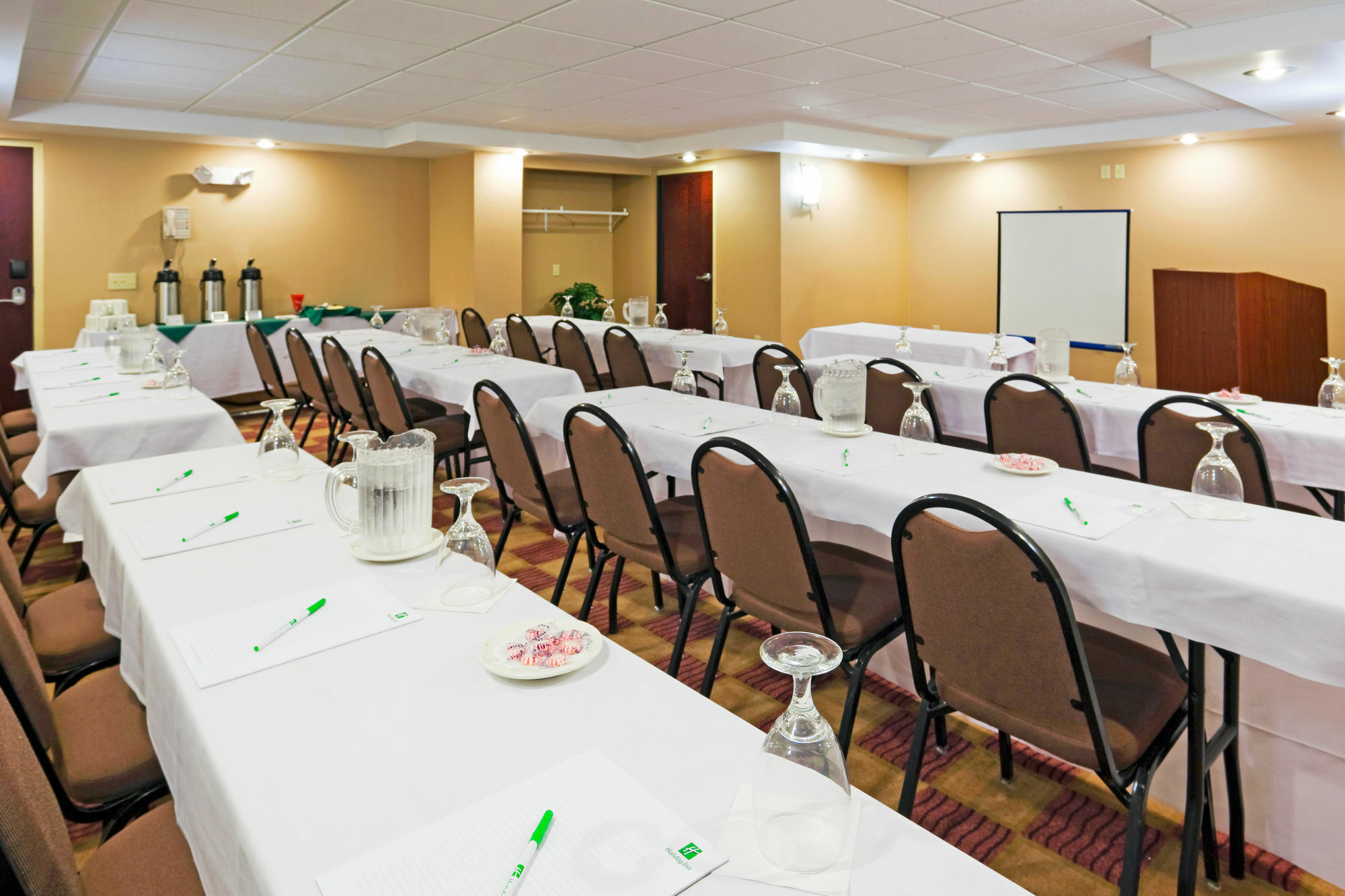Hotel Holiday & - Marketplace By Ihg Rochester